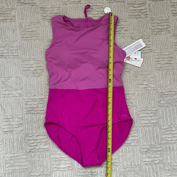 CALIA Women's High Neck Zip Back One Piece Swimsuit,
New with tags Size 8 - Picture 15 of 16